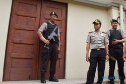 HARI NATAL 2015 : Berdekatan Maulid Nabi, Polisi Penjaga Natal Kota Madiun Ditambah