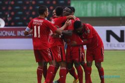 ISC A 2016 : Babak I: Semen Padang Unggul 2-0 Atas Persipura