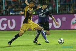 ISC A 2016 : MITRA KUKAR VS AREMA CRONUS : Leandro Bawa Mitra Kukar Unggul 1-0