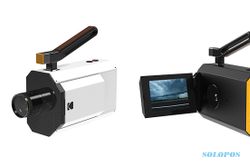 CES 2016 : Nostalgia!  Kodak Bikin Camcorder Terbaru Bergaya Klasik dengan Film Roll