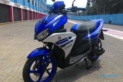 SEPEDA MOTOR TERBARU : Yamaha Aerox 125 Meluncur, Jeroan Mirip Xeon
