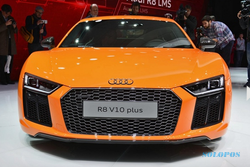 MOBIL BARU AUDI : Audi R8 Dijual Lebih Murah