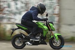 SEPEDA MOTOR KAWASAKI : Masuk Indonesia, Kawasaki Z125 Hanya Tersedia 500 Unit
