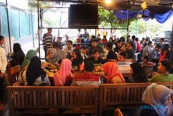 TEMPAT NONGKRONG SEMARANG : Polke, Warung Angkringan Berbalut Suasana Cafe