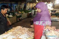 HARGA KEBUTUHAN POKOK : Harga Ayam Potong Bojonegoro Naik Rp3.000/Kg