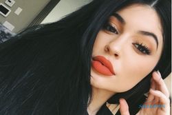 TIPS KECANTIKAN : Wasabi Bisa Bikin Bibir Seksi Seperti Kylie Jenner