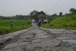 BANJIR SUKOHARJO : Jalur Evakuasi Banjir di Grogol Rusak Parah