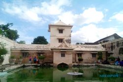 WISATA JOGJA : Eksotisnya Istana Air Tamansari Ngayogyakarta