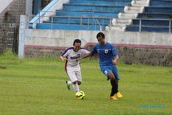 PANSER BIRU VS PSIS : Jadi Bulan-Bulanan Pemain Idola, Panser Biru Tetap Bahagia