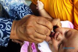 PEKAN IMUNISASI NASIONAL : DKK Solo Sweeping Anak Yang Belum Imunisasi Polio