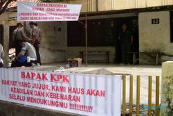 SENGKETA RUMAH DINAS : Ratusan Polisi Kawal Pengosongan 10 Rumah Dinas Polda Jateng