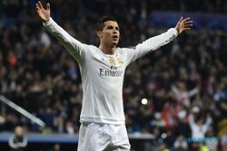 KABAR PEMAIN : Cetak 50 Gol 6 Musim Beruntun, Ronaldo Ukir Rekor
