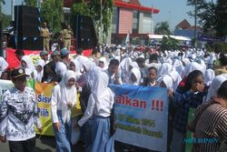 DEMO PELAJAR SUKOHARJO : Wali Murid Sayangkan Demo Digelar Saat Jam Sekolah