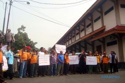 TRANSPORTASI SRAGEN : Sopir Angkuta Protes Betor, 2,5 Jam Penumpang Tak Terangkut