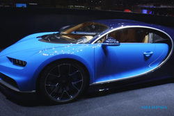 MOBIL BARU BUGATTI : Mobil Tercepat Milik Bugatti Dibanderol Rp34,7 Miliar