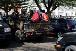 Pria Bersenjata Bunuh 16 Orang di Pantai Gading