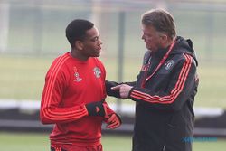 KABAR PEMAIN : Van Gaal: Martial Pemain Istimewa