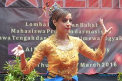 Mahasiswa Asing Unjuk Tarian Tradisional Indonesia di Tembalang