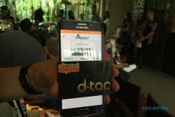 OPERATOR SELULER : Indosat Ooredoo Bikin D Tap dan SIM Card Berteknologi NFC