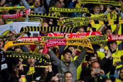 LIGA EUROPA 2015/2016 : Tandang ke Anfield, Fans Dortmund Ikut Kenang Tragedi Hillsborough