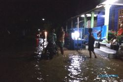 BANJIR PONOROGO : 1 Rumah di Grogol Roboh Diterjang Banjir, 3 Sepeda Motor dan 4 Ton Gabah Hanyut