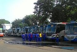 TRANSPORTASI SOLO : Awak Bus Surabaya-Jogja Mogok, Penumpang Terlantar