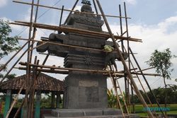 PEMBANGUNAN DESA : Monumen Gempa Bumi Dibangun di Cepokosawit