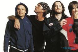 ALBUM TERBARU : Juni 2016, Red Hot Chili Peppers Luncurkan Album The Gateway