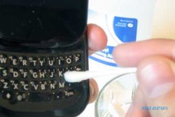 TIPS SMARTPHONE : Begini Cara Bersihkan Ponsel Kotor