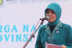 PILKADA 2018 : Bawaslu Jateng Larang Siti Atikoh Dampingi Ganjar Pranowo Kampanye