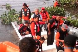 SAVE RAWA PENING #2 : Rawa Pening Dibersihkan Sukarelawan, Ganjar Sebar Ikan