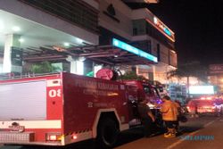 KEBAKARAN JOGJA : Konter Laptop di Jogjatronik Mall Terbakar, Pemilik Panik