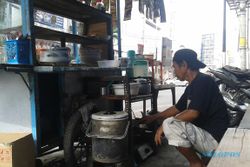 PKL SOLO : Pedagang Gatsu Ogah Masuk Pasar