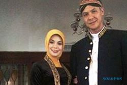 ISTRI GUBERNUR JATENG : Kenakan Kebaya, Siti Atikoh Bikin Netizen Terkesima