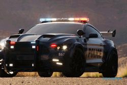 MOBIL FORD: Mustang Polisi Jadi Musuh Bumblebee di Transformers 5