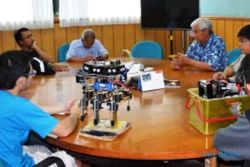 KAMPUS DI SALATIGA : R2C UKSW Siap Berlaga di Kontes Robot Indonesia