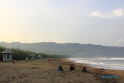 WISATA PACITAN : 1,5 Juta Wisatawan Kunjungi Pacitan Selama 2015, Teleng Ria Terfavorit