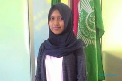 HASIL UN SMP : Inilah Velya Siswi SMP Muhammadiyah yang Rajin Salat Tahajud Peraih Nilai UN Tertinggi ke-2 se-Solo
