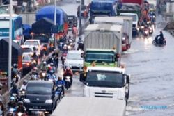 ROB SEMARANG : Wali Kota Nyatakan Semarang Darurat Bencana Rob