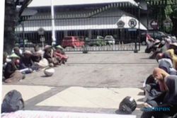 PABRIK SEMEN PATI : JMPKK Demo Tolak Pabrik Semen di Pengunungan Kendeng
