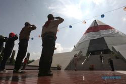 Monumen Jogja Kembali Diselimuti Bendera Merah Putih Raksasa