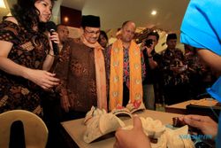 TOKOH INSPIRATIF : B.J. Habibie Jadi Bapak Asuh UKM Pengrajin Batik Soloraya