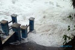 BMKG DIY Peringatkan Gelombang Tinggi Bakal Menerpa Laut Selatan