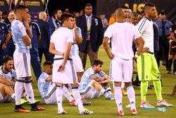 KARIER PEMAIN : Sejumlah Penggawa Argentina Berniat Menyusul Messi Pensiun