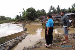 BANJIR KULONPROGO : Tanggul Jebol, Satu Rumah Rata Tanah