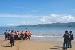 KISAH TRAGIS : Nekat Melaut saat Cuaca Buruk, Nelayan Asal Jabar Tewas di Trenggalek