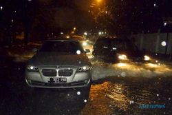PRAKIRAAN CUACA : Hujan Petir Terpa Jateng Hingga Rabu Malam