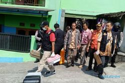 BOM SOLO : Densus 88 Geledah Rumah Nur Rohman di Sangkrah