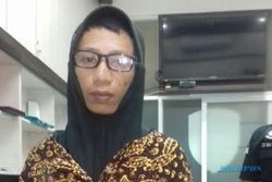 KASUS NAPI KABUR : Penampilan Anwar Pakai Daster dan Jilbab Saat Kabur dari Rutan