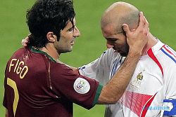 PORTUGAL VS PRANCIS : Duel Legendaris Figo vs Zidane di Turnamen Besar